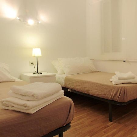 Alguera Apartments Napols Barcelona Buitenkant foto